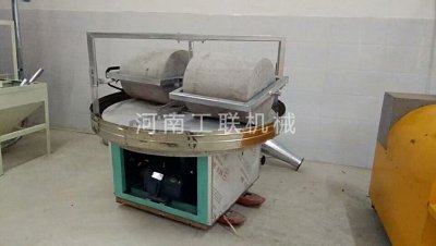 傳統(tǒng)石碾面粉機